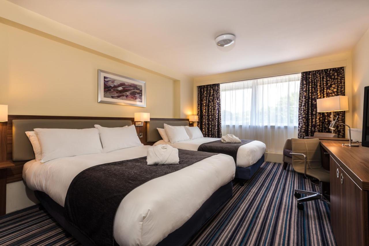 Holiday Inn Colchester By Ihg Exterior foto