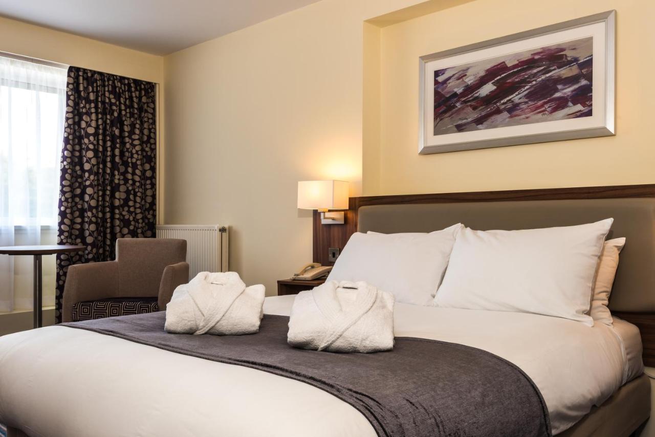 Holiday Inn Colchester By Ihg Exterior foto