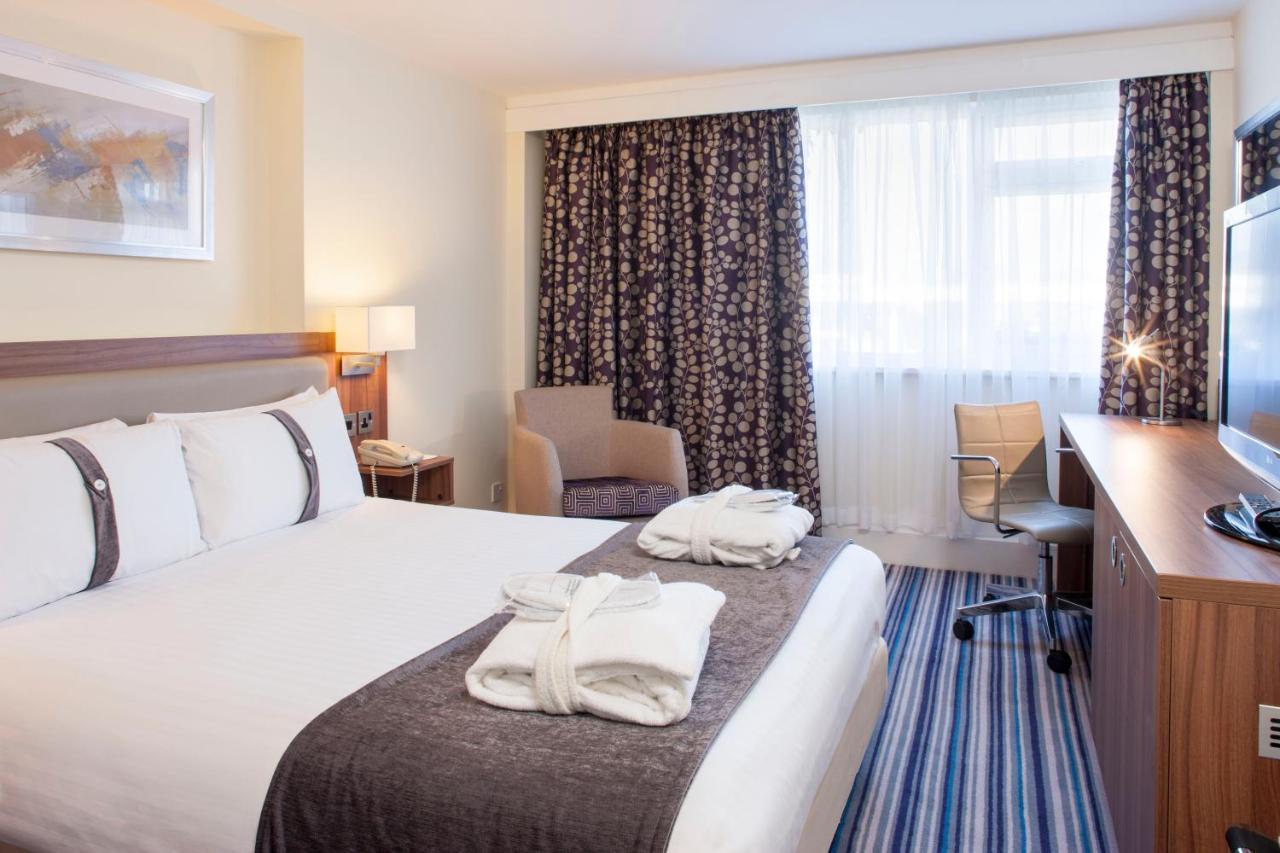 Holiday Inn Colchester By Ihg Exterior foto