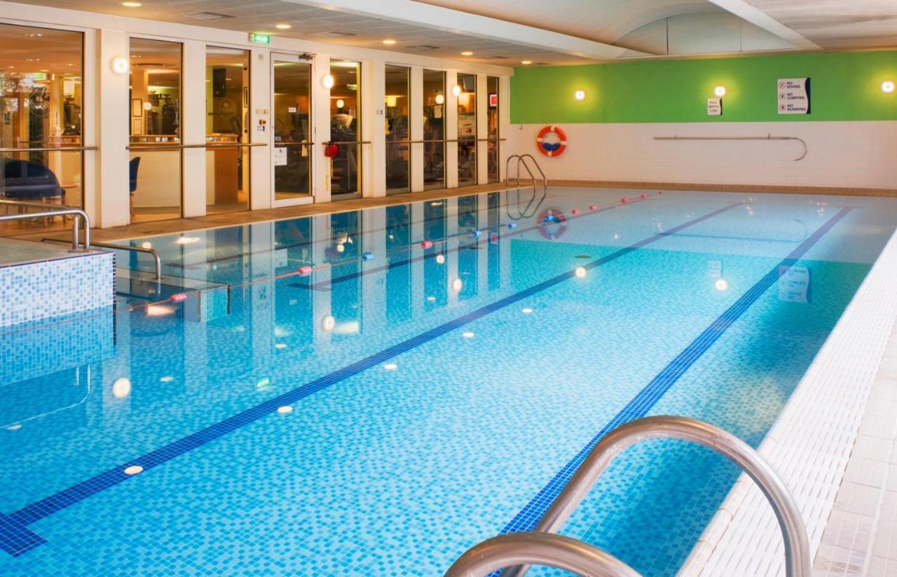 Holiday Inn Colchester By Ihg Exterior foto